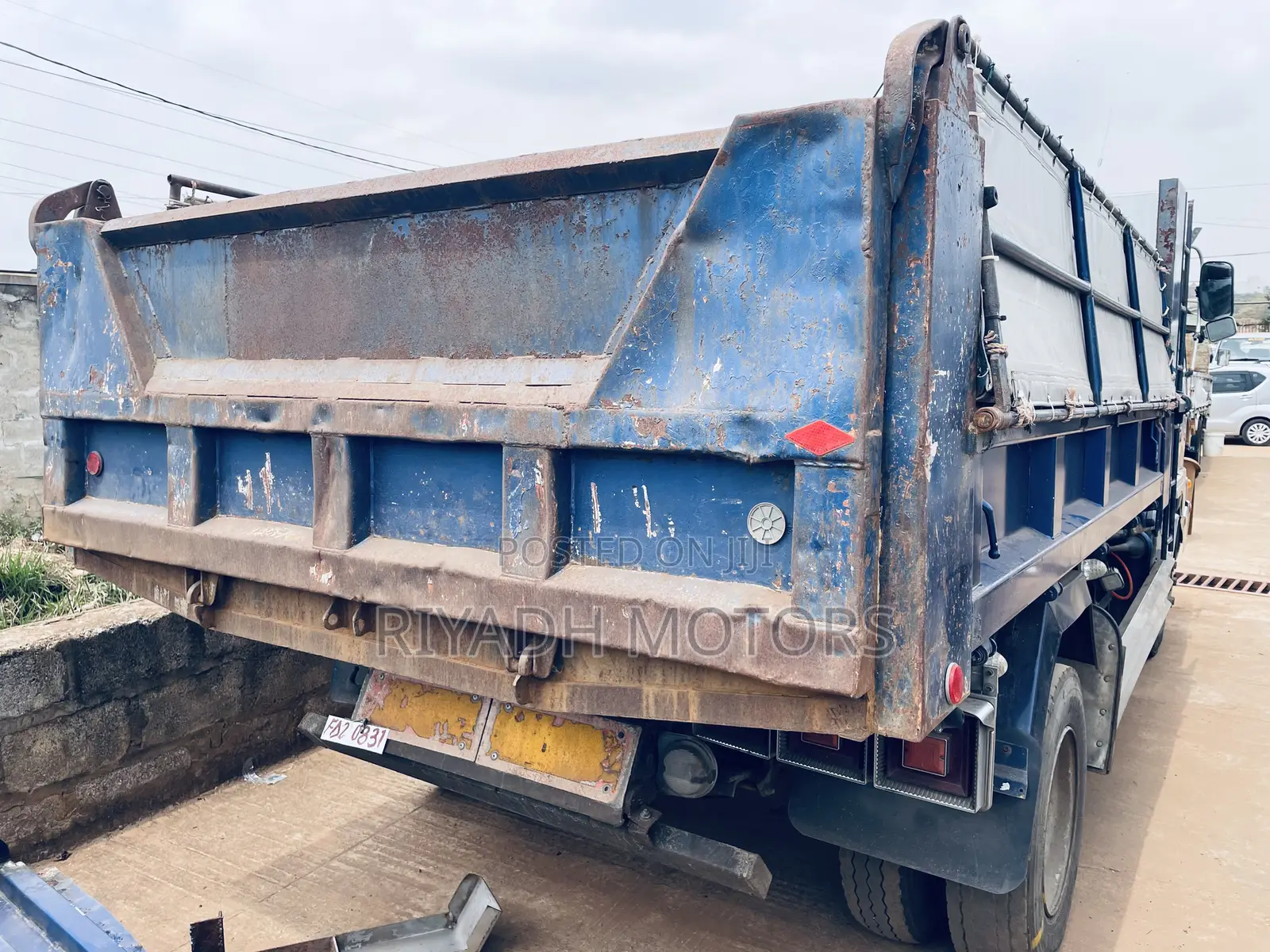 Hino Dumper J08c Engine Well Maintained