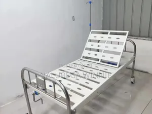 Single Crack Hospital Bed With Casters