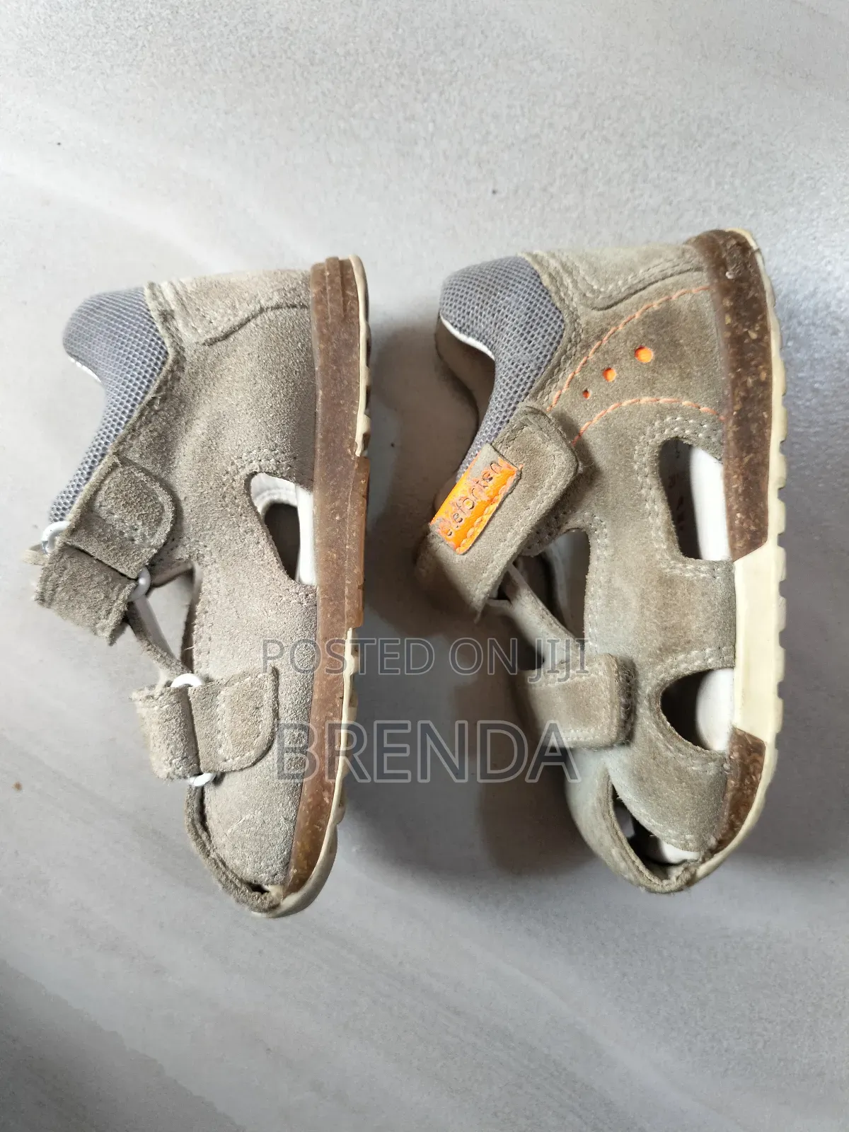 Used Elefonten Size 20 Shoes