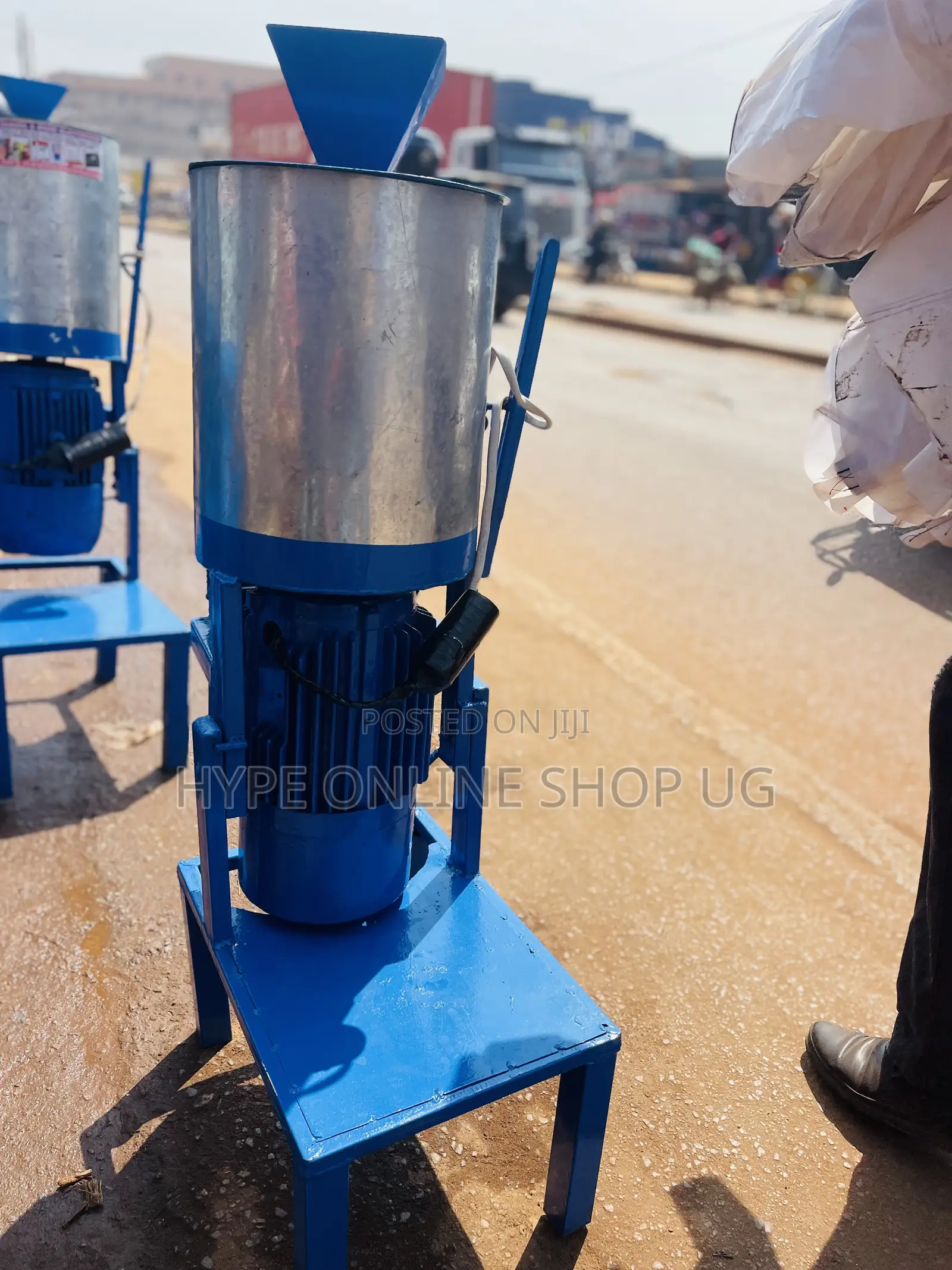 6kgs Imported Gnuts Grinding Machine for Oddi,Kipooli,Powder
