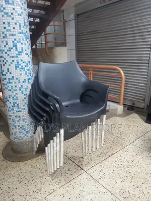Legged Plastic Chairs Plastic Chairs