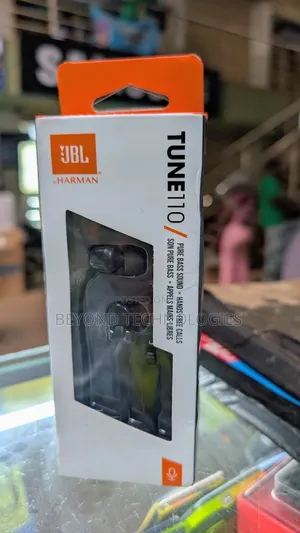 JBL Wired Earphones