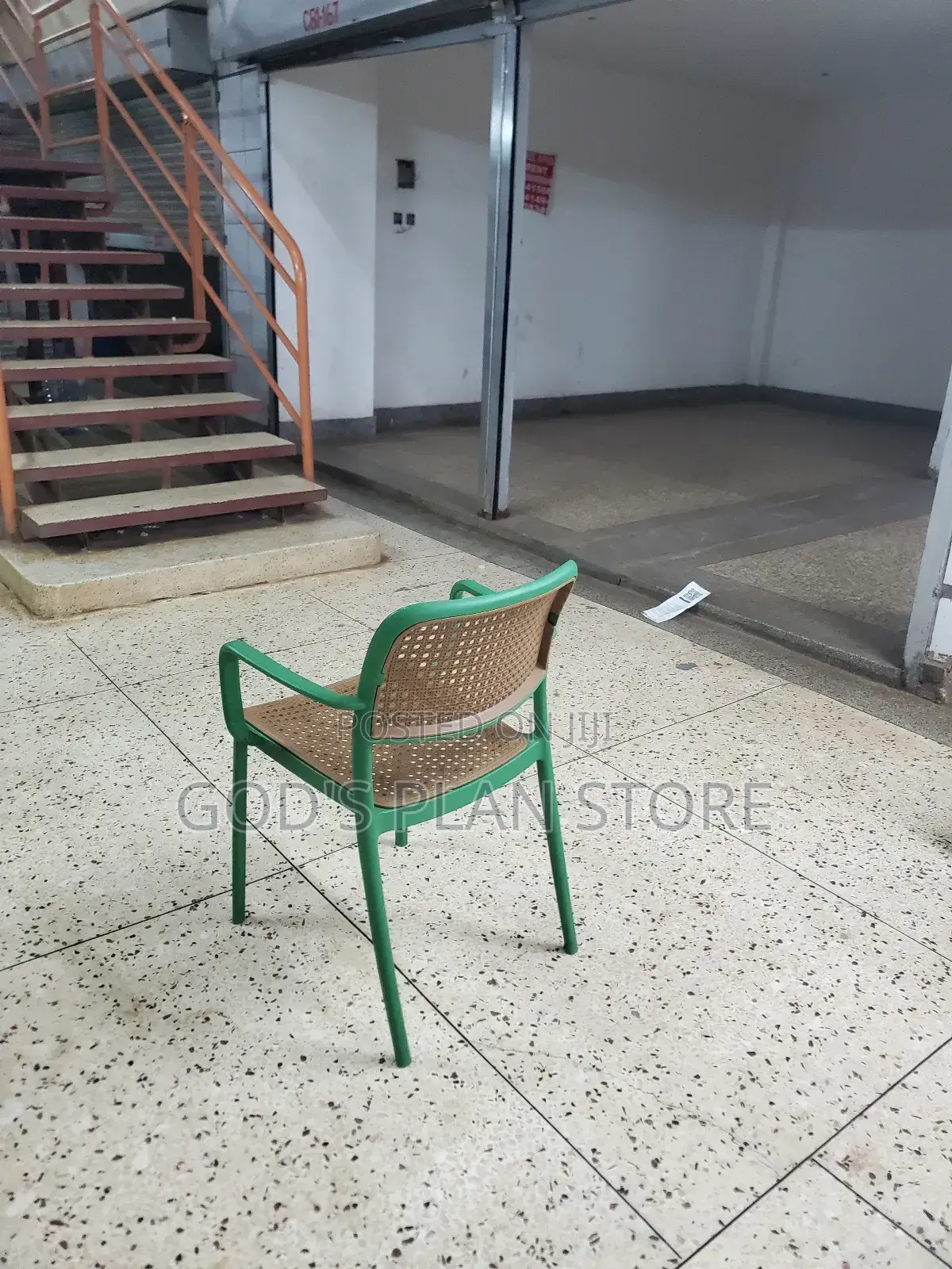 Resort Plastic Chairs Plastic Chairs for Restaurant/Bar/Hotel/Garden
