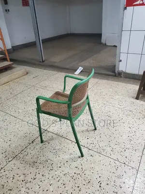 Resort Plastic Chairs Plastic Chairs for Restaurant/Bar/Hotel/Garden