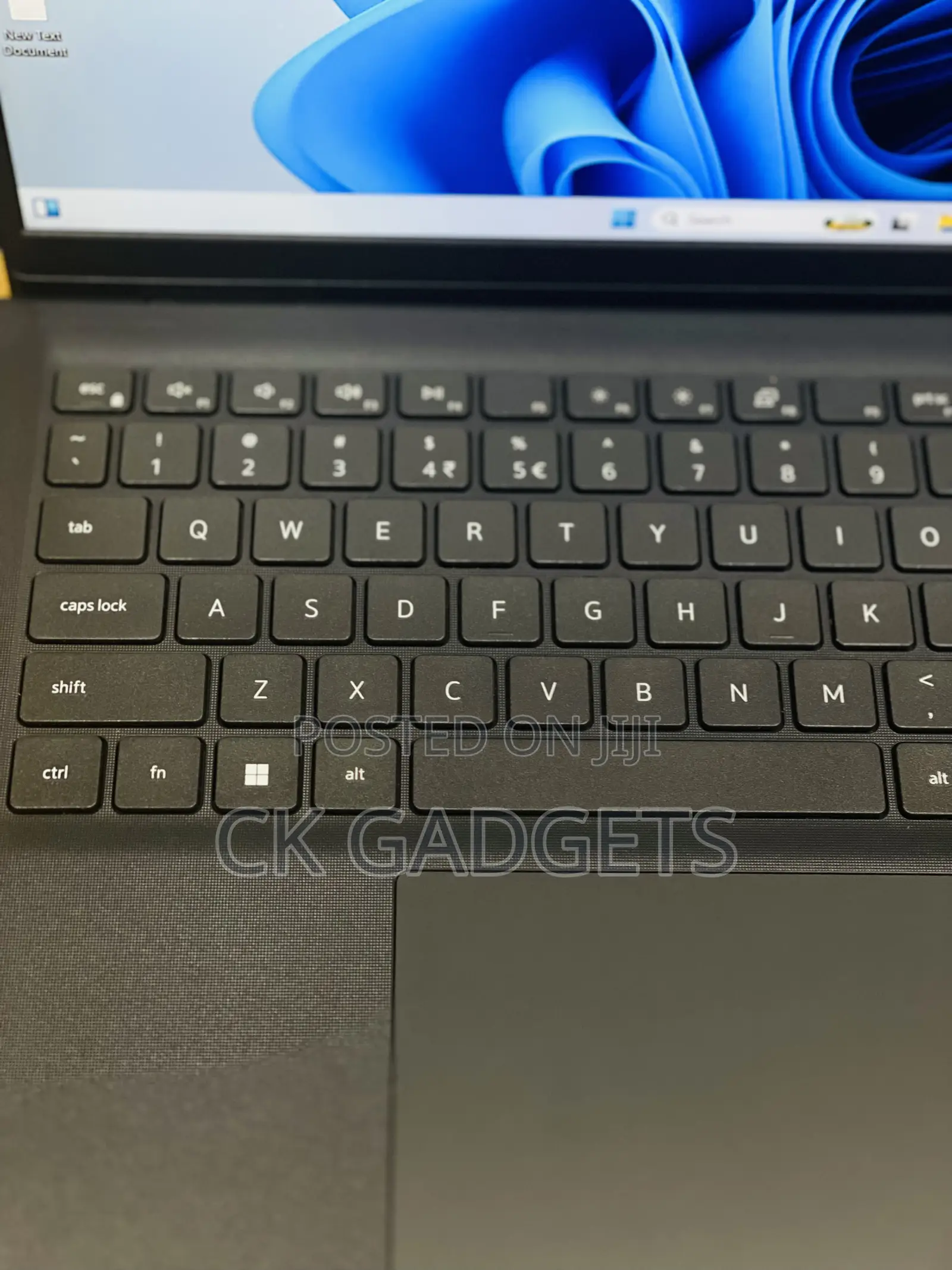 New Laptop Dell Vostro 3520 16GB Intel Core I5 SSD 512GB