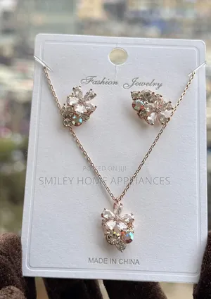 Women's Original Fancy Fashion Jewelry Necklace at 20% Discount Sales