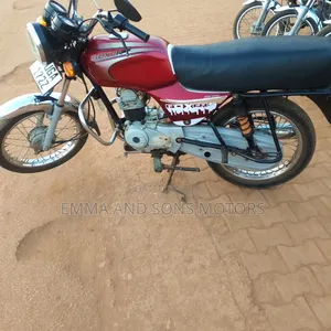 Bajaj Boxer 100 2024 Red