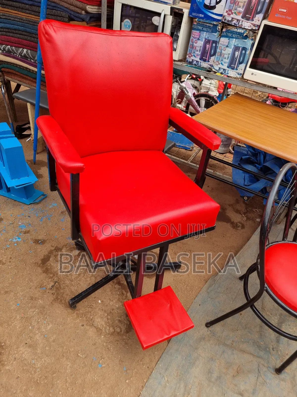 Exclusive Men's Salon Chair/Affordable