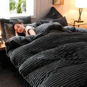 6*6 Duvet Cover Set Luxury Coral Velvet Duvet King Size-Black