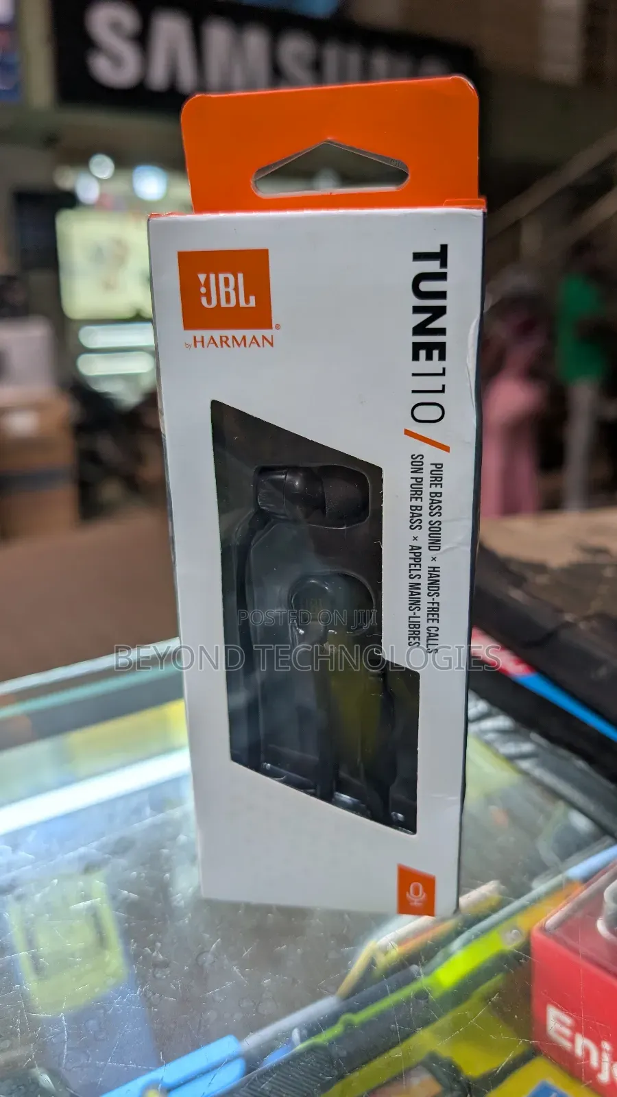 JBL Super Base Wired Earphones