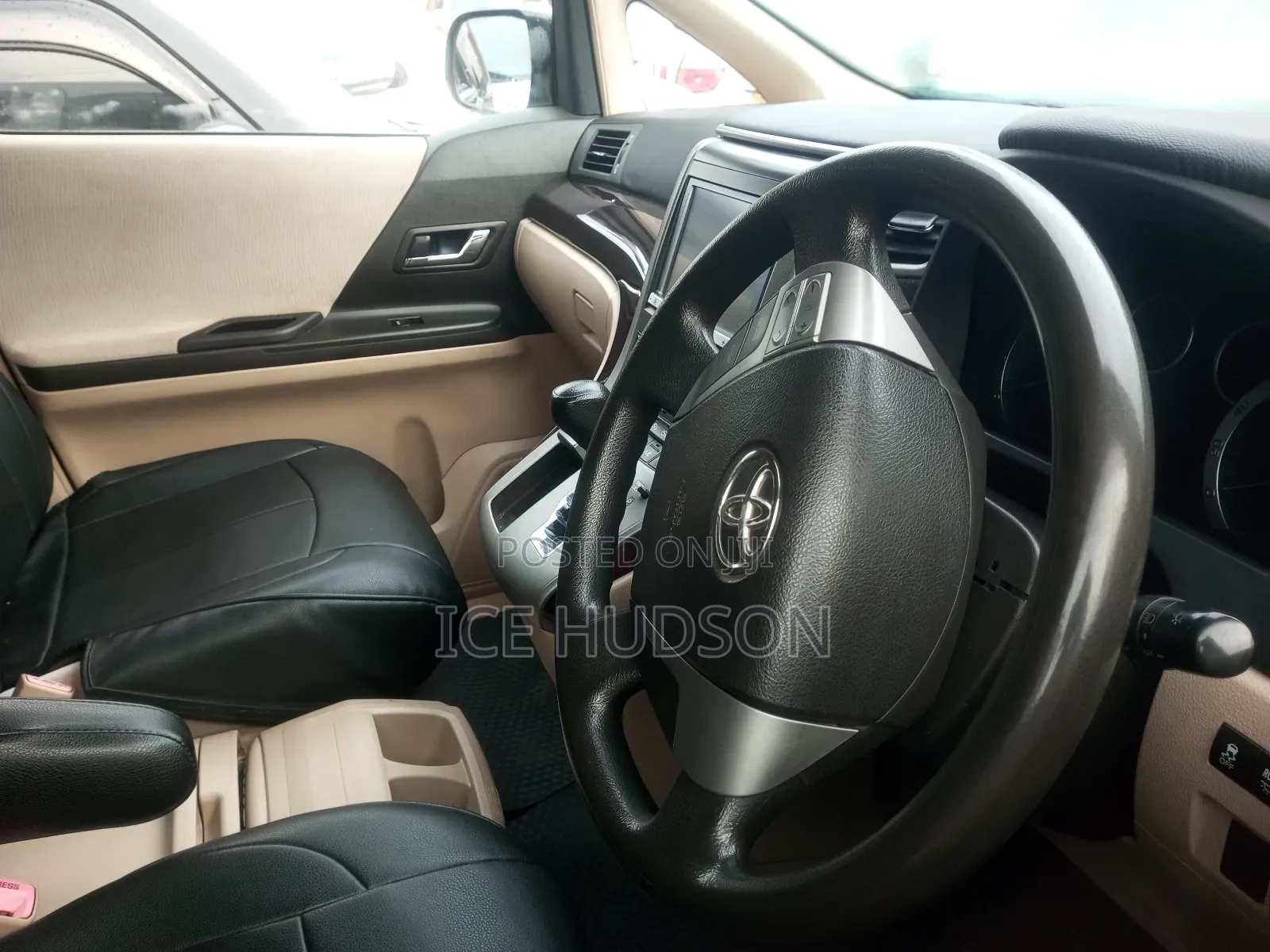 Toyota Alphard 2012 White