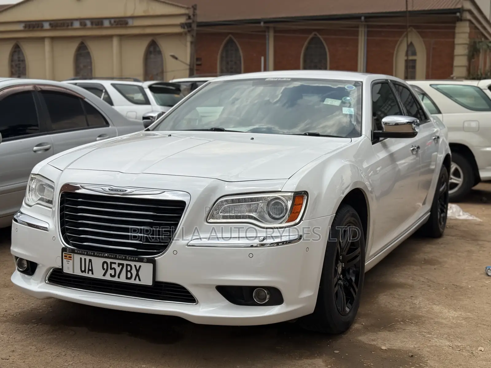 Chrysler 300C 2015 White