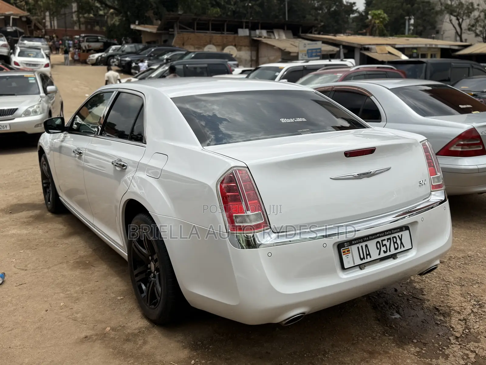 Chrysler 300C 2015 White