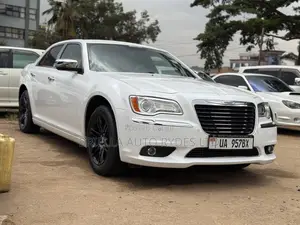 Chrysler 300C 2015 White
