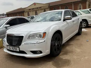 Chrysler 300C 2015 White
