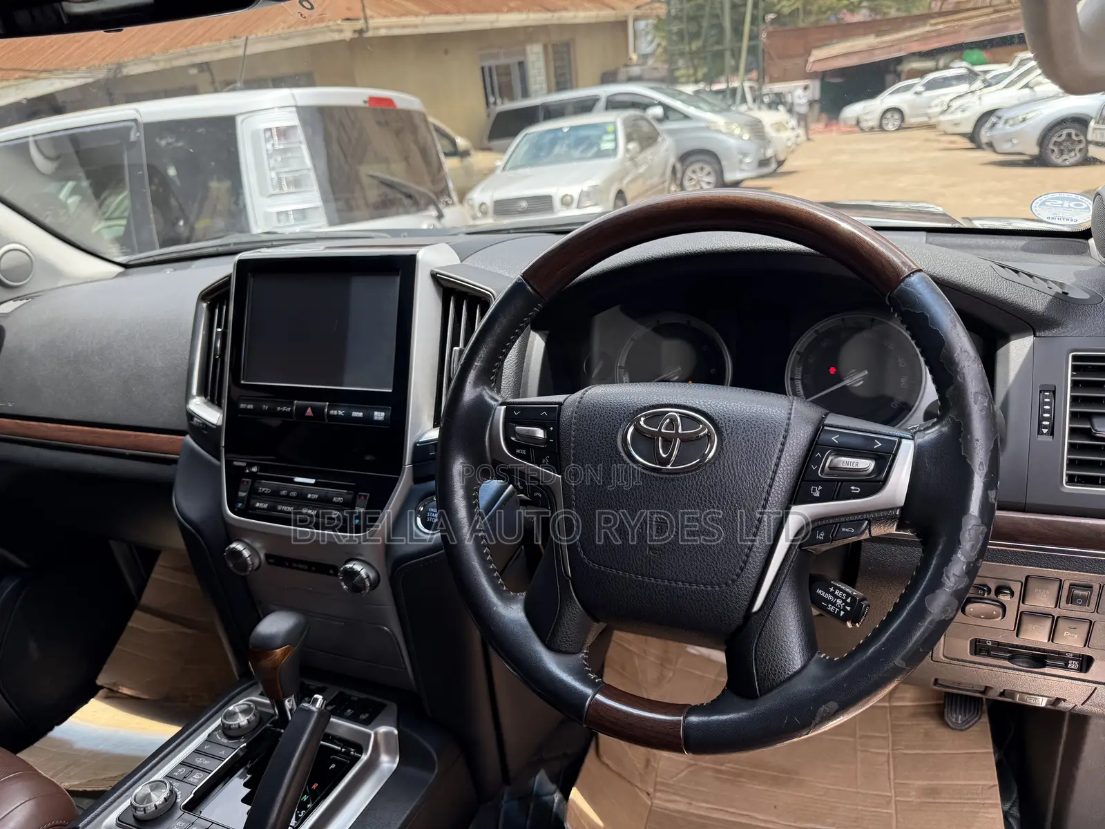 Toyota Land Cruiser Prado 2016 Black