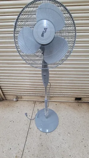 Original Standing Fan With a Remote Veto