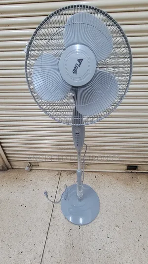 Standind Vetto Fans With a Remote