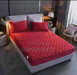 5x6/6x6 Maroon Waterproof Mattress Protector