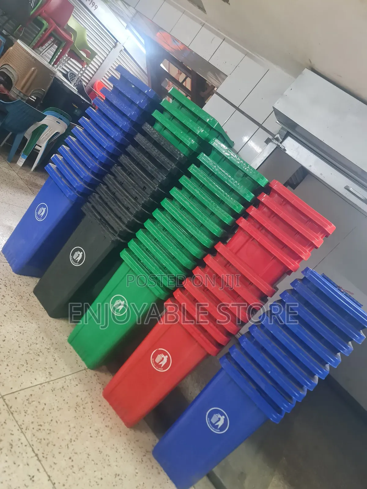 Adapatable Plastic Dust Bins Plastic Dust Bins 120ltrs