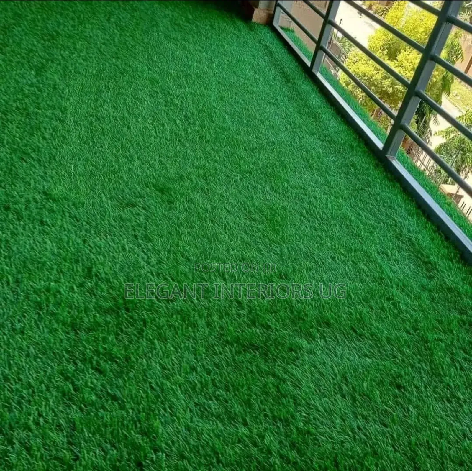 Artificial Grass Carpets Per Square Meter in Green at Cheap Price
