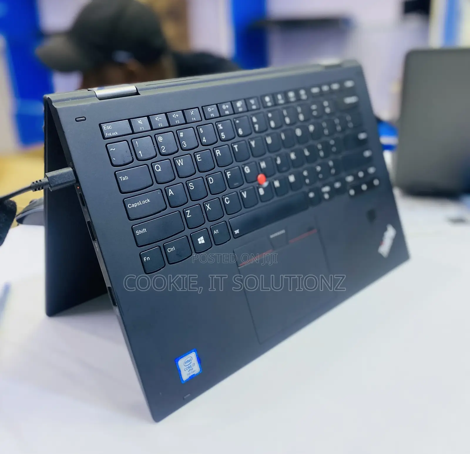 Laptop Lenovo Thinkpad X1 Yoga 8GB Intel Core I7 SSHD (Hybrid) 256GB