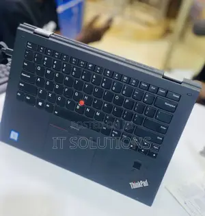 Laptop Lenovo Thinkpad X1 Yoga 8GB Intel Core I7 SSHD (Hybrid) 256GB