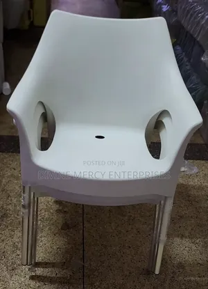 Hard Durable Steel Leg Chair