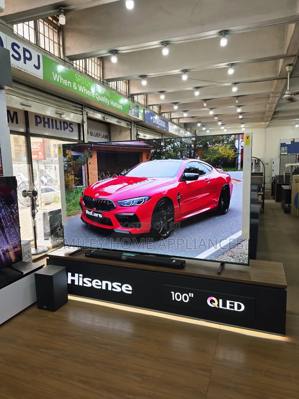 Quantum Dot Hisense 100inches Q7 Series Qled- Smart Vidaa Tv