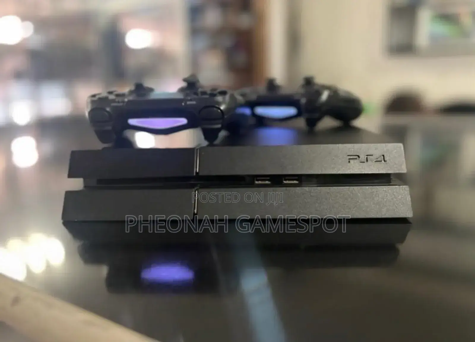Playstation 4 Standard Ku Beeyi Layisi.