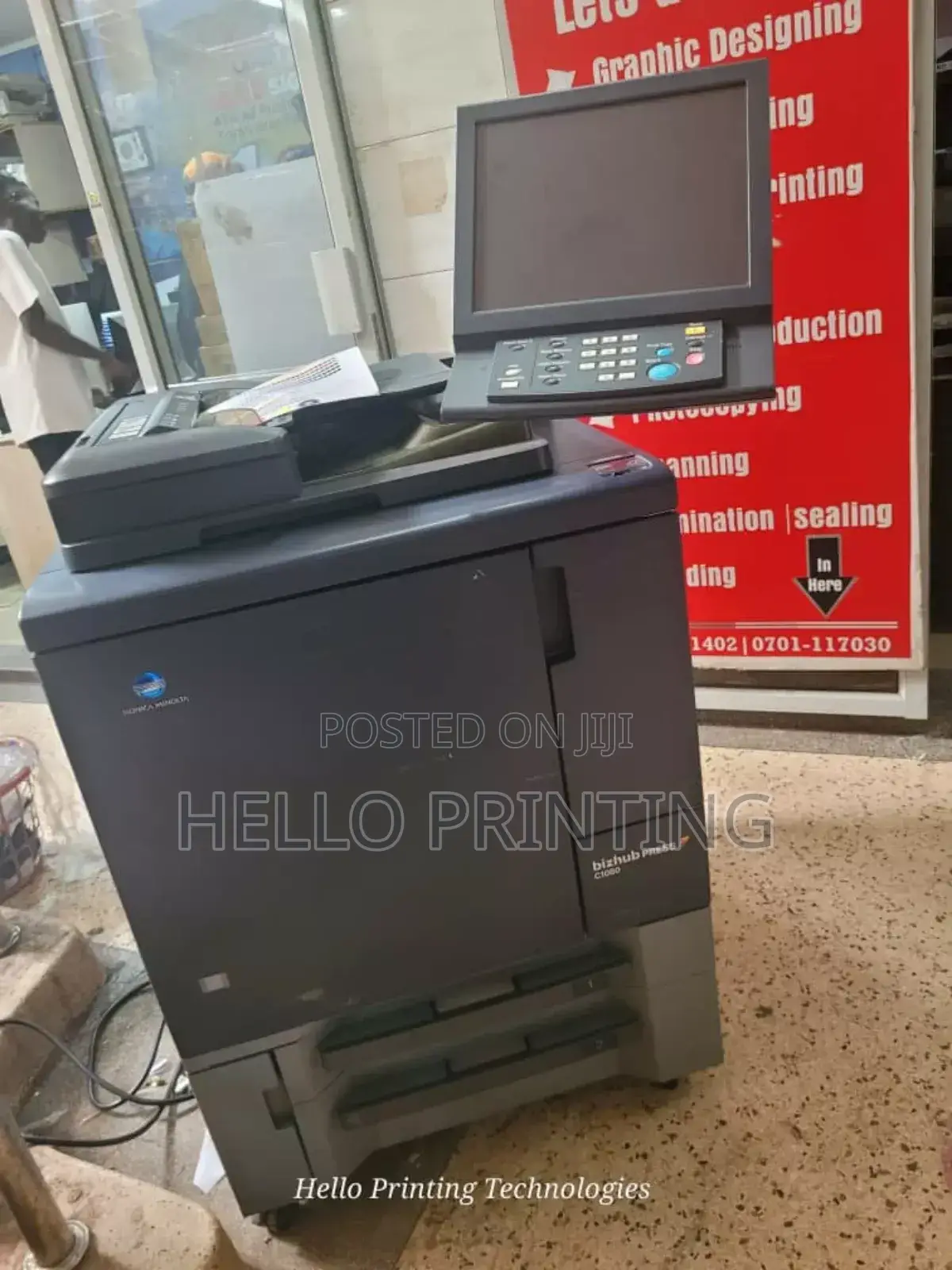 Konica C1060 Press With Large Paper Capacity.