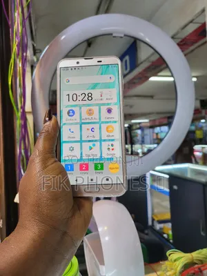 Sharp Aquos Sense 2 SHV43 32 GB Yellow