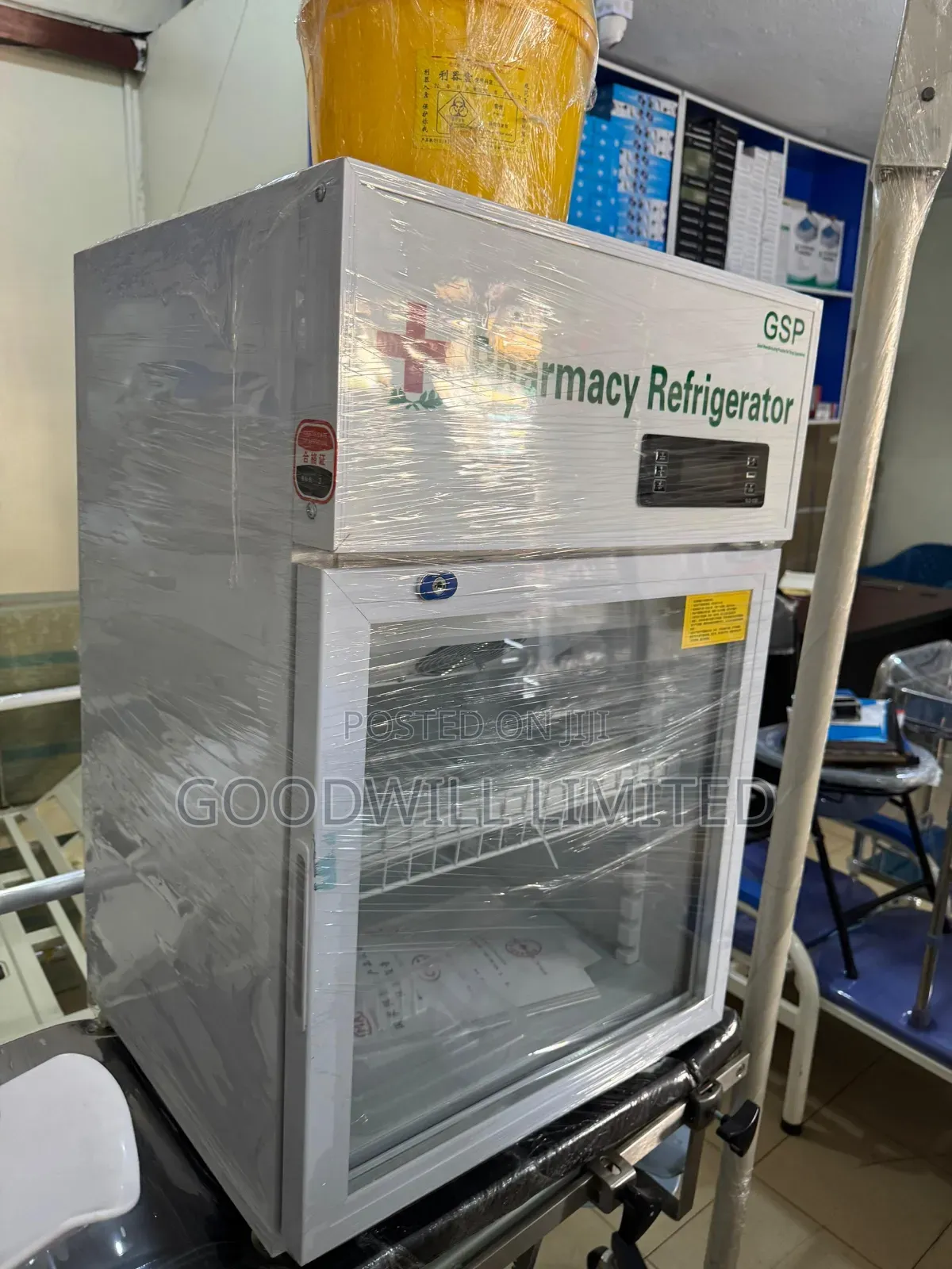Pharmacy Refrigerator 90l