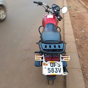 Bajaj Boxer 125 2022 Red