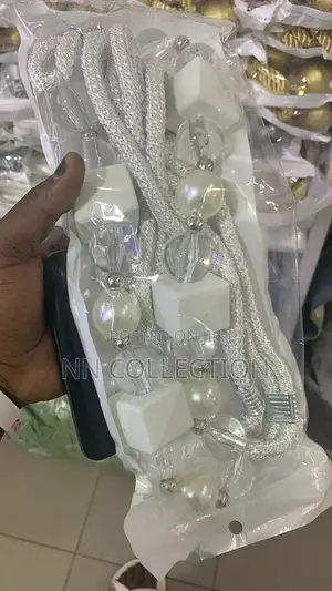 Curtain Holders/ Tiebarks