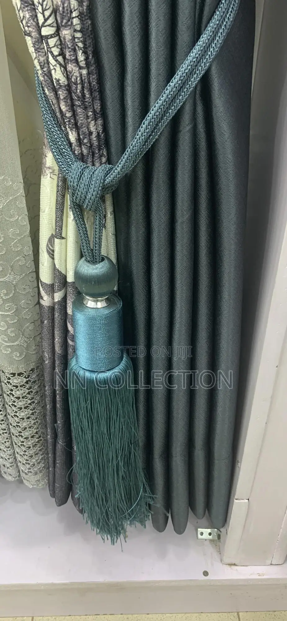 Curtain Holders/ Tiebarks