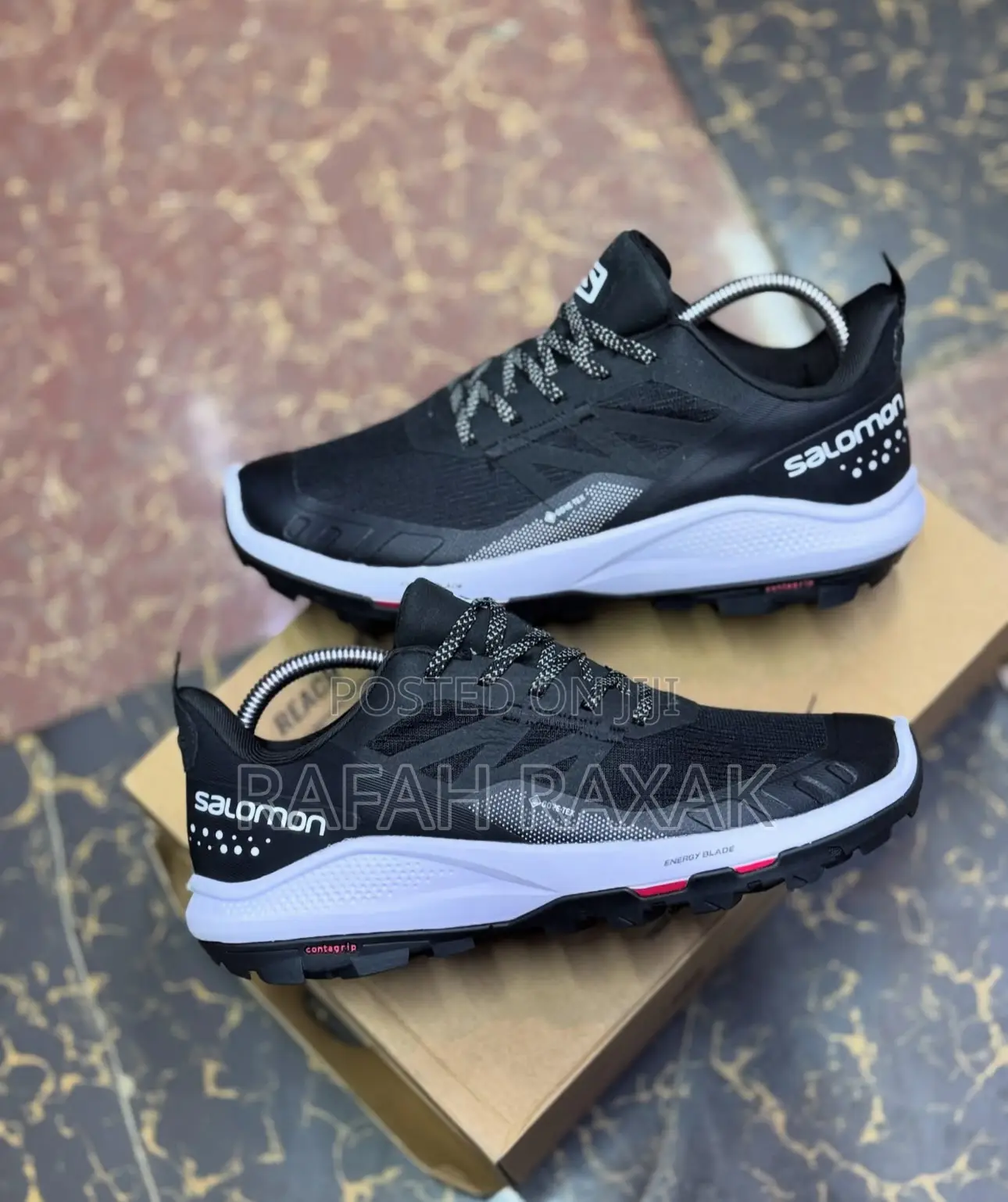 Original Salomon Outpulse Gore-tex Hiking Sneakers