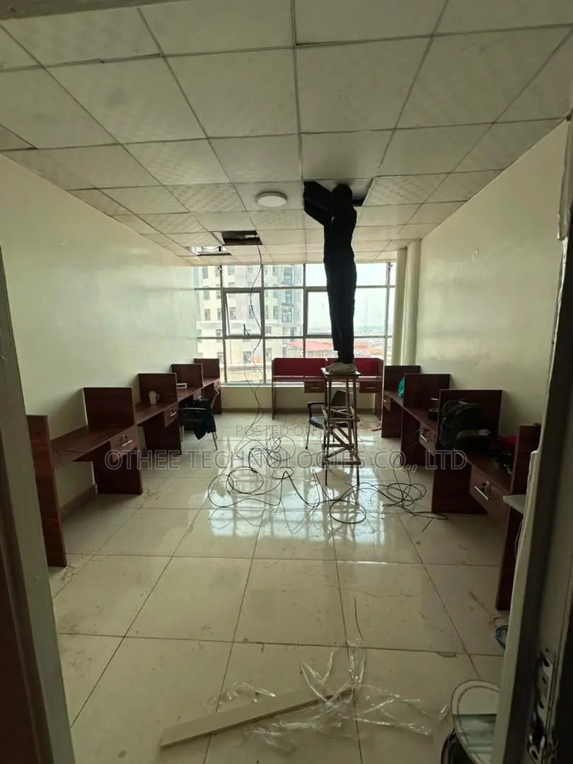 E-Commerce Delivery Call Center