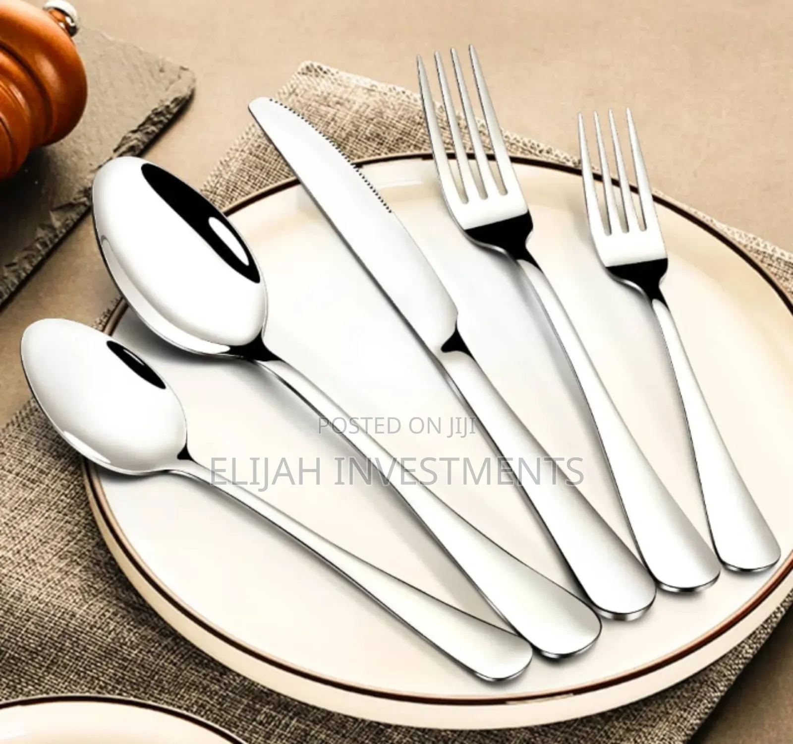 Silverware Set 24 PCS Stainless Steel Cutlery Set