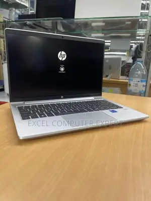 New Laptop HP ProBook 440 G9 16GB Intel Core I7 SSD 512GB