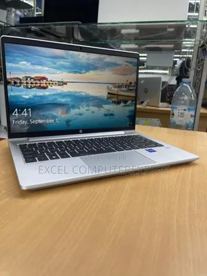 New Laptop HP ProBook 440 G9 16GB Intel Core I7 SSD 512GB