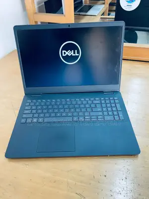 New Laptop Dell Inspiron 3541 8GB Intel Core i5 HDD 500GB