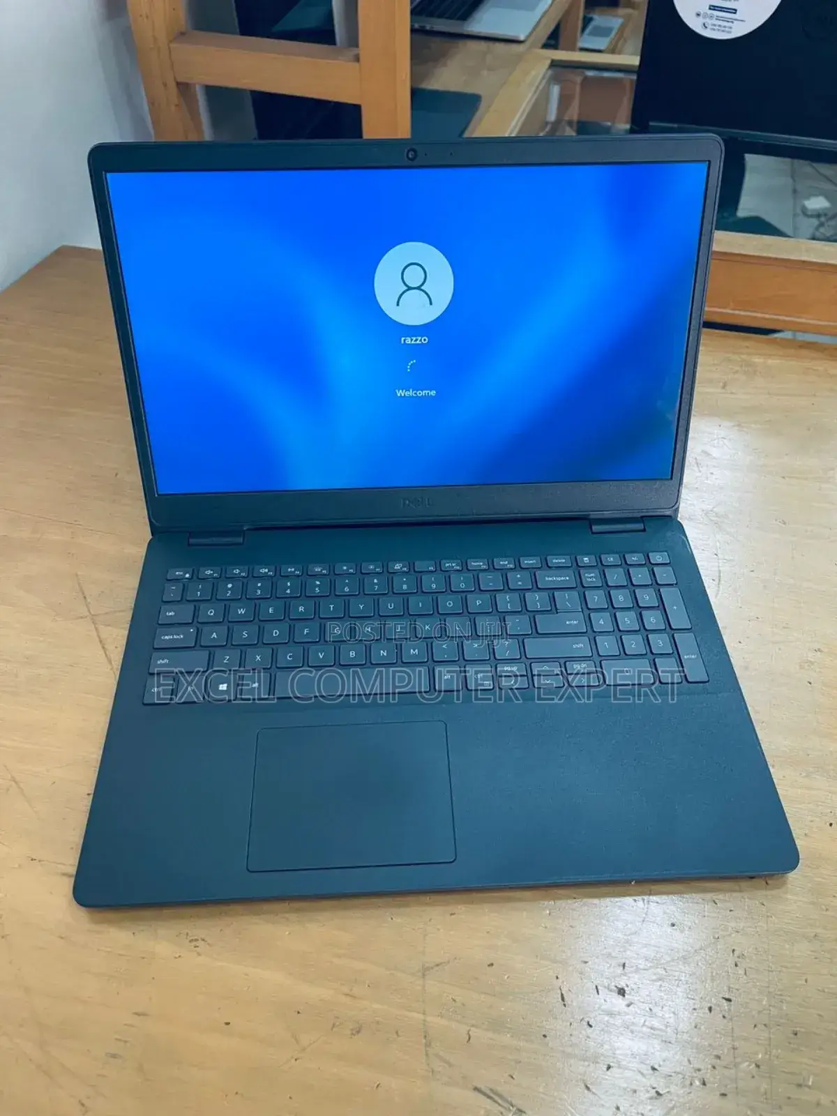 New Laptop Dell Inspiron 3541 8GB Intel Core i5 HDD 500GB