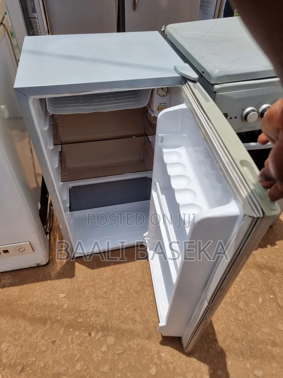 Premium Single Door Fridge/120l Adh/Reliable