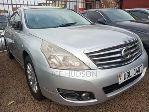 Nissan Teana 2009 Silver