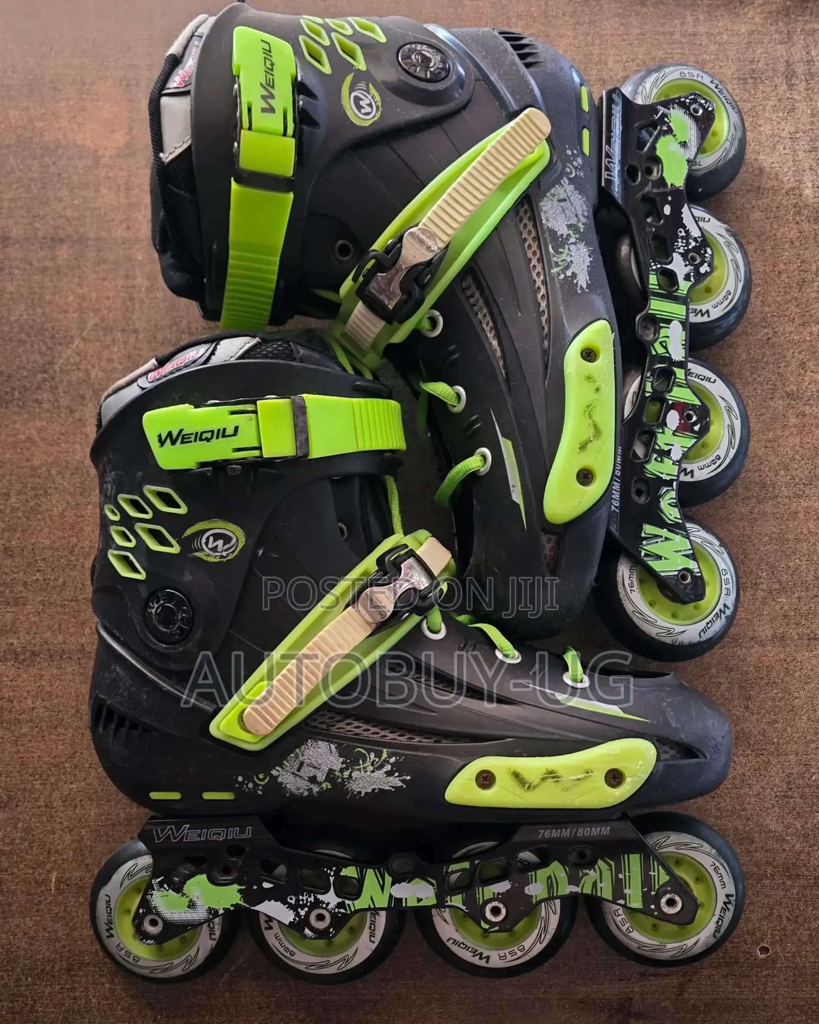 Scate Shoes