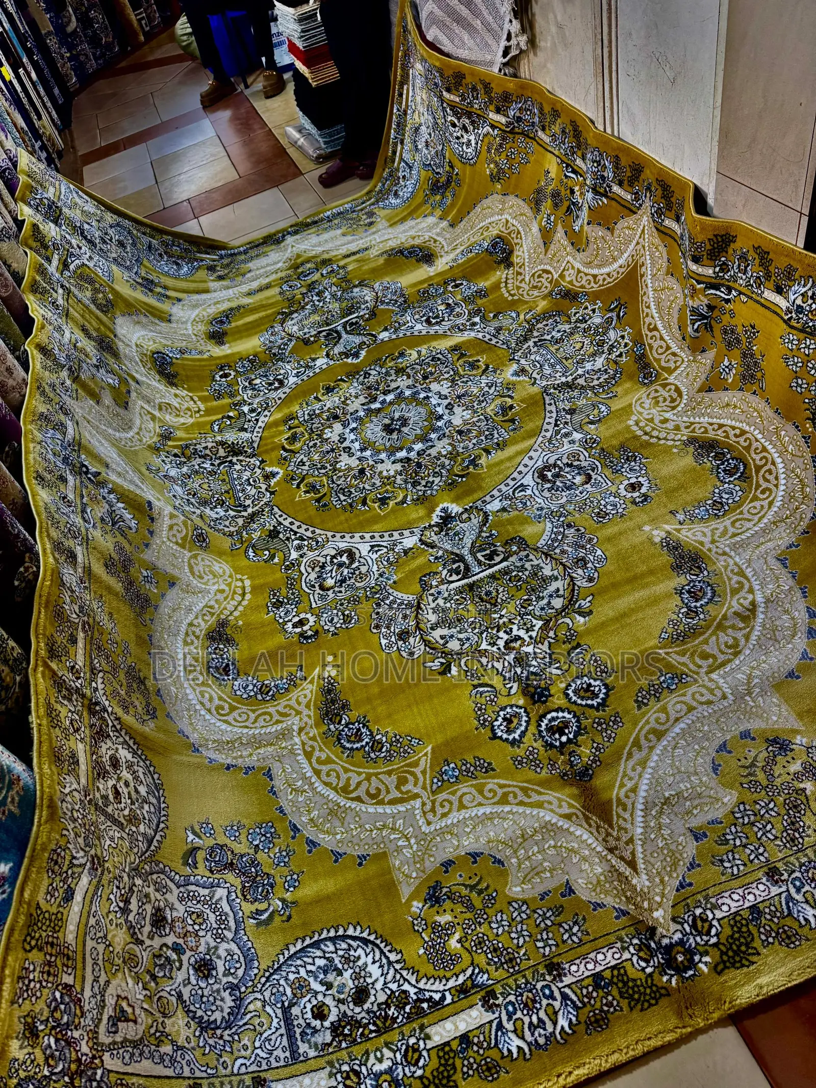 Victorian Carpet Medium Size (2meter by 1.5 M )