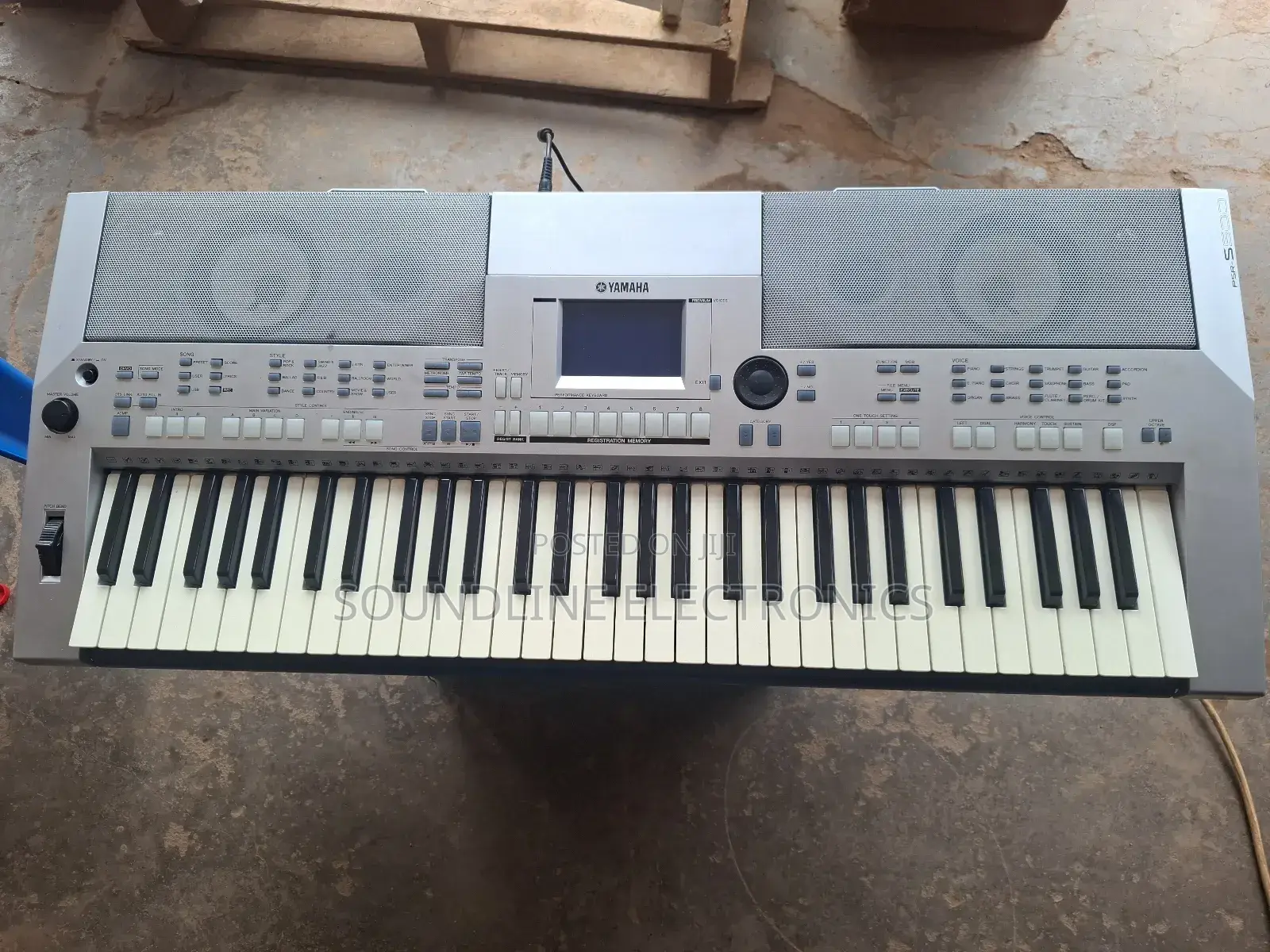 Keyboard Yamaha S500
