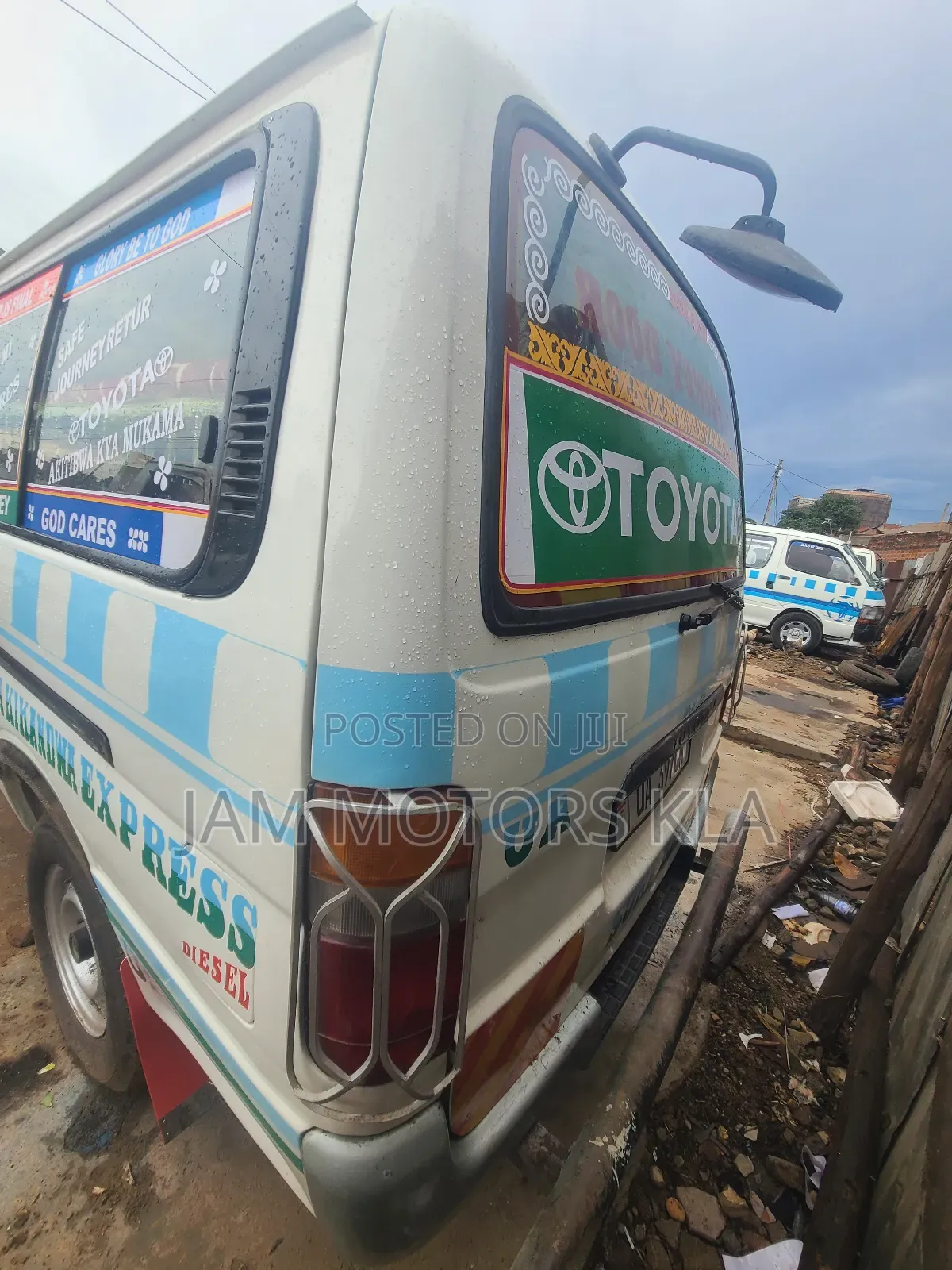 Toyota HiAce 1990 White