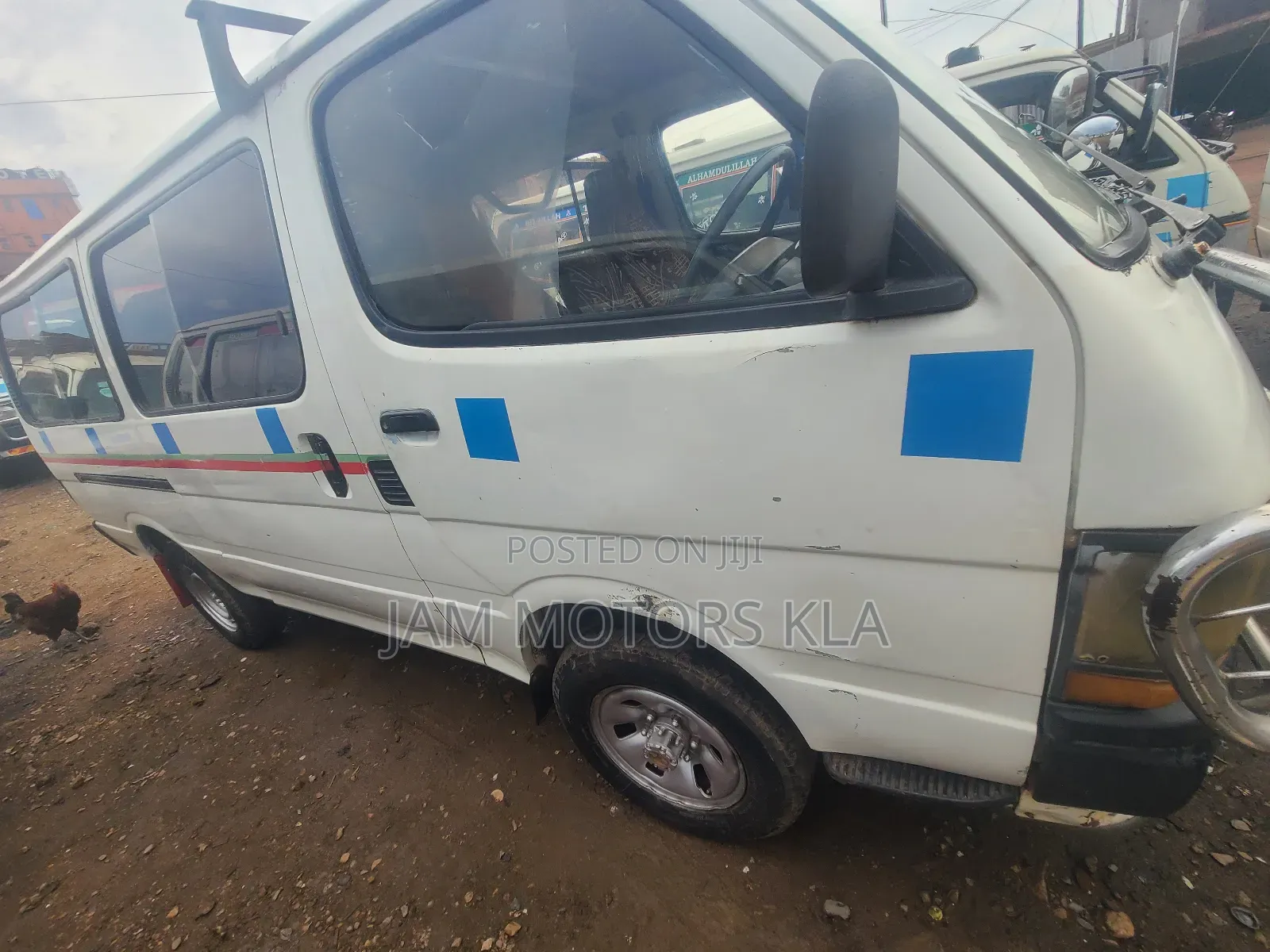 Toyota HiAce 2000 White